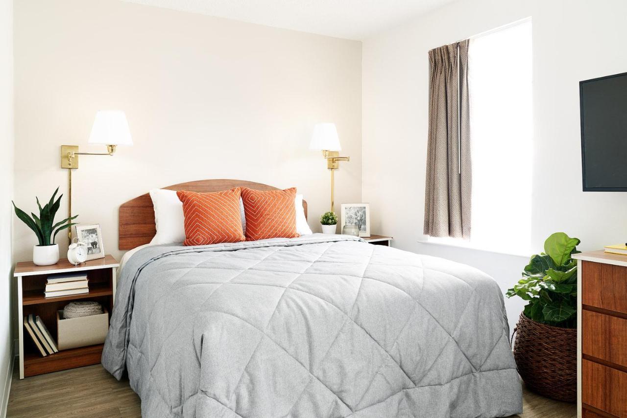 Intown Suites Extended Stay Louisville Ky - Airport Exterior foto